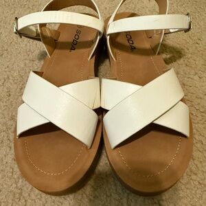 Soda Women's Cream Cross-Strap Sandals